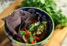 This veggie fajita bowl recipe is easy, healthy, quick to prepare and very filling. It puts a little spin on Taco Tuesday.