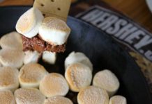 With only four ingredients and a few minutes of your time, you can whip up this S'mores dip recipe that will put a smile on everyone's face.
