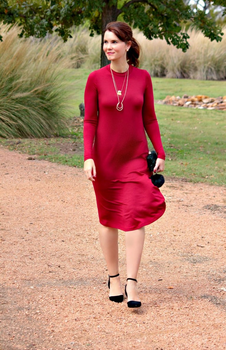 The Remi Long Sleeve Swing Dress in Burgundy