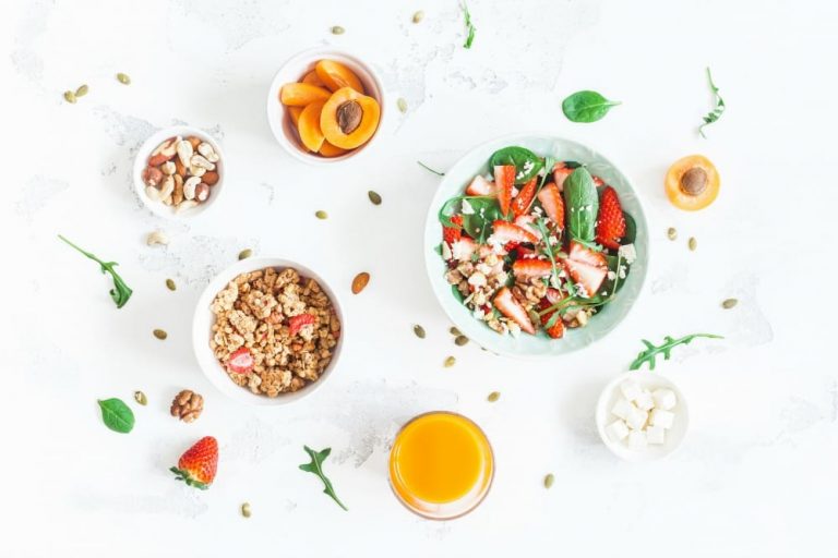 3 Simple Ways to Make Eating Healthy Easier