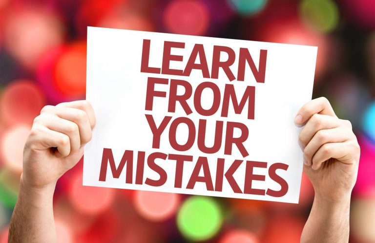 7 Mistakes Bloggers Make When Trying To Make Money
