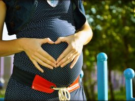 pregnant mom