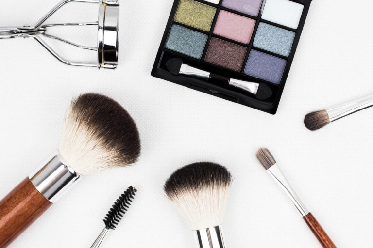 DIY All-Natural Makeup Remover
