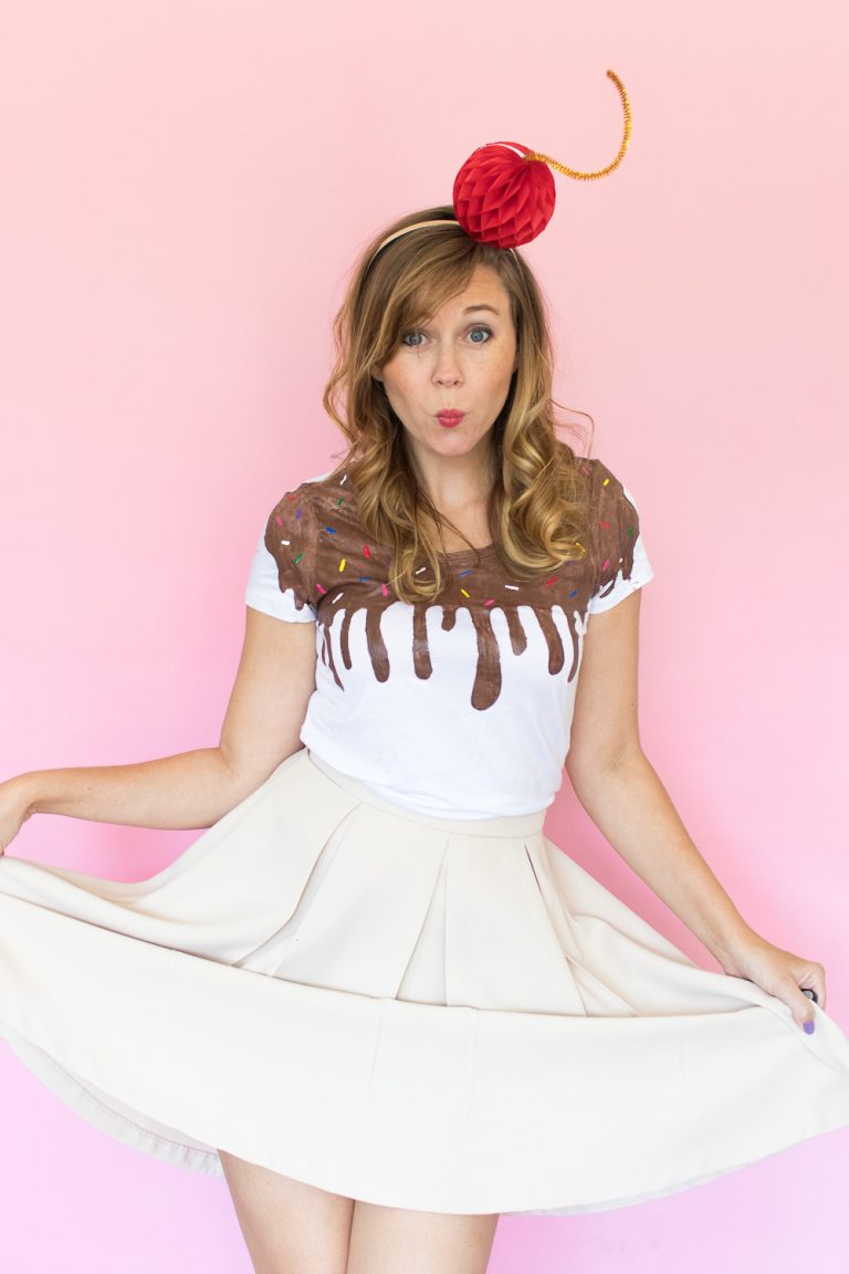 7 Easy and Clever Halloween Costume Ideas for Mom