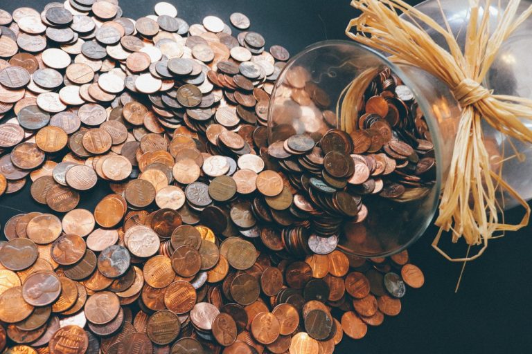5 Easy Ways to Make and Save Extra Cash