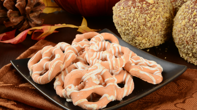 halloween themed snacks, halloween themed food, halloween party snacks, halloween recipe ideas