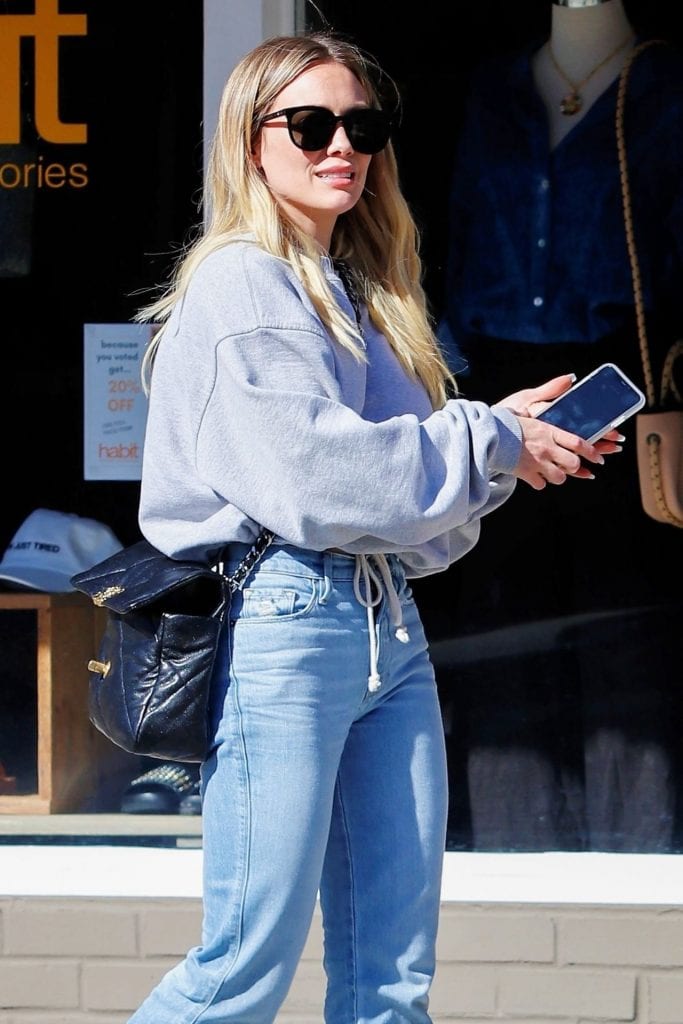 Hilary Duff Clothes and Outfits, Page 38